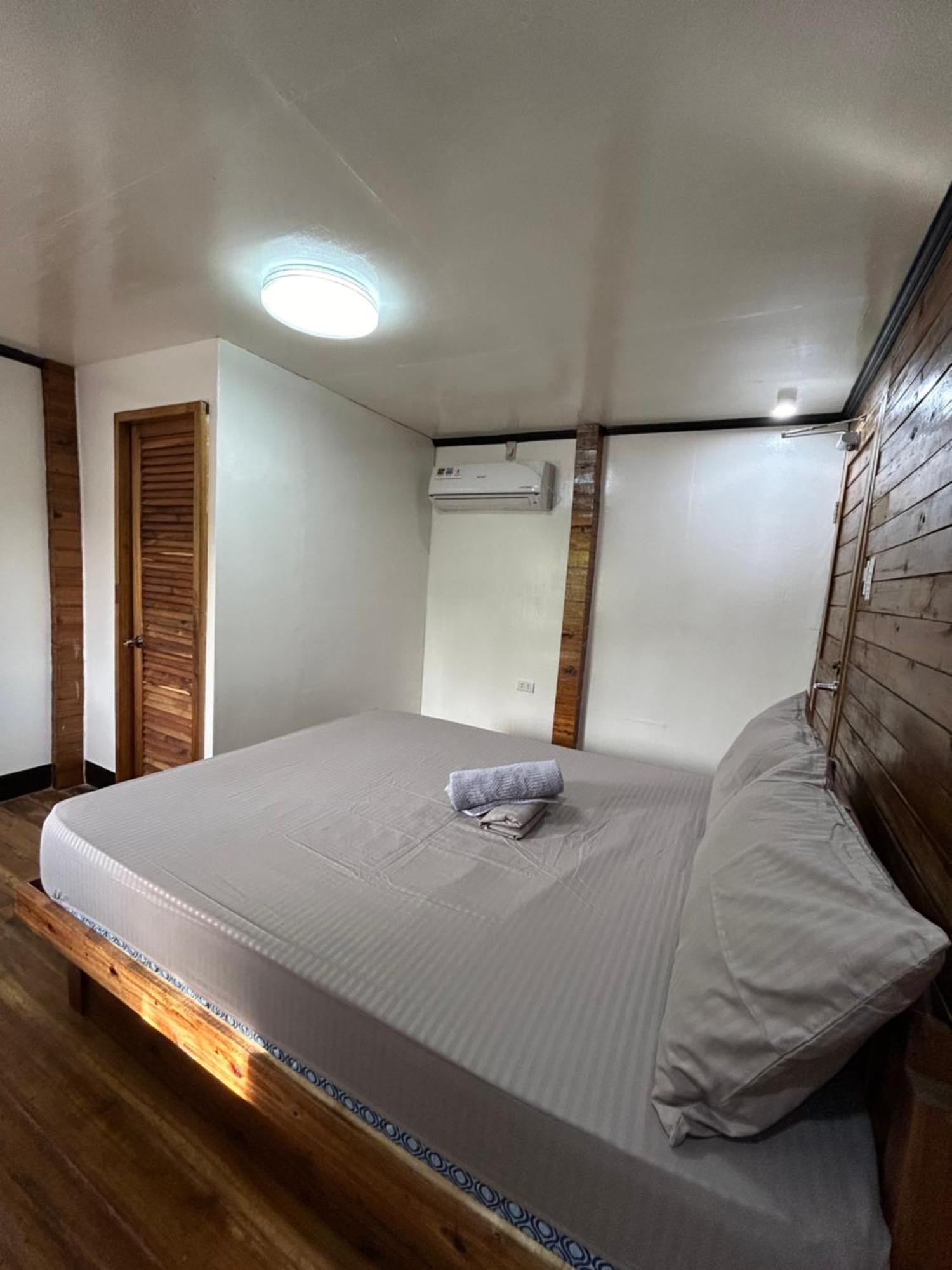 Islanders Hostel Port Barton San Vicente  Zewnętrze zdjęcie